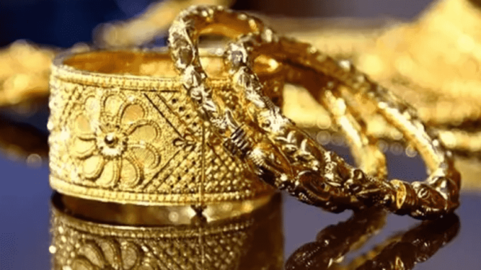 Gold price increase Pakistan, 24-carat gold rate today, Pakistan gold market update, Gold per tola price rise, Gold price fluctuation Pakistan, Current gold rates Pakistan,